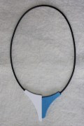 Collier courtesy blauweiss 1